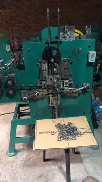 Strapping buckle machine 13 mm is shipped